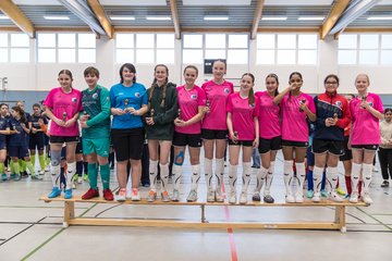 Bild 29 - C-Juniorinnen 3 Loewinnen Cup